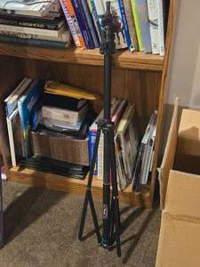 Speaker Stand
