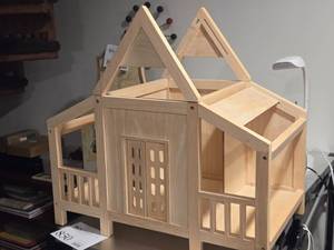 Wood Dollhouse