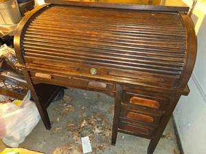 Wood Roll-Top Desk