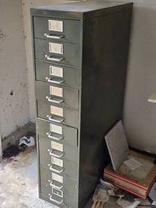 Metal File Cabinet 10-drawer
