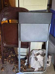 Lot of (2) Folding Chairs
