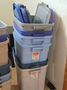 Lot of (6) Tote Bin with Lid