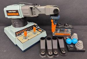 Vintage Robot Arm Toy RadioShack Tandy Armatron