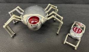 Vintage WowWee Chrome Cyber Spider with Remote
