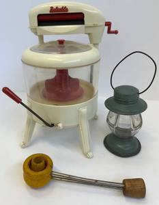 Vintage Toy Washing Machine, Bubble Pipe Toy & Victory Glass Lantern Mixed Lot