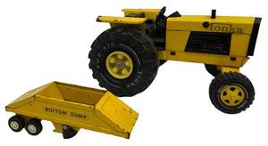Vintage Tonka Tractor Model 51001 With Bottom Dump Trailer Attachment