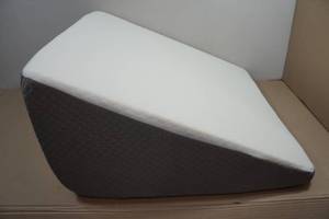 Wedge Pillow