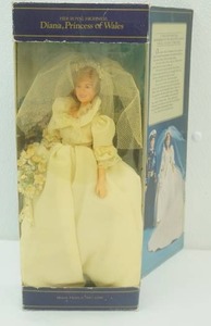 Vintage 1982 Her Royal Highness Diana, Princess of Wales Bridal Dolls
