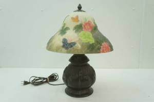 Vintage reverse-painted glass boudoir lamp
