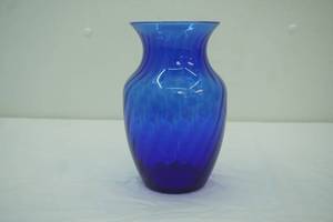 Vintage 8 Indiana Glass Co. Cobalt Blue swirled glass vase