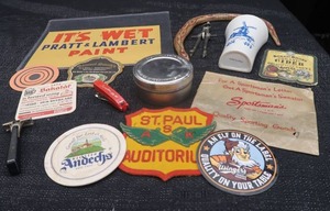 RANDOM MISC LOT OF VNTG COASTERS, A RAZOR, STAPLE, SNAKE FIGURINE, CUP DECOR AND MORE