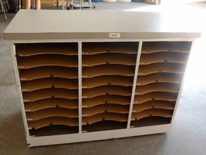 SLATTED STORAGE SHELF