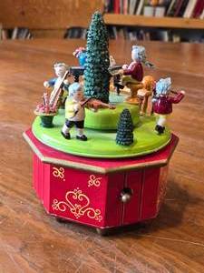 German Wooden Music Box - 1400 Thorens Movement - Menuet Mozart