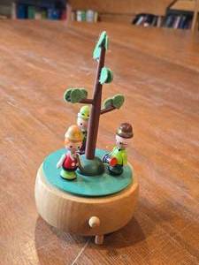 German Wooden Music Box - Schmid - No. 22 Dany Boy