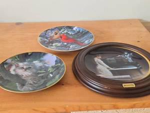 Lot of (3) Collectible Plates - Fire in the Snow by Derek Hansen, Out on a Limb by Nancy Mathews, Piano Moods by Robert A. Olson