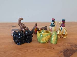 Lot of (6 Sets) Salt and Pepper Shakers