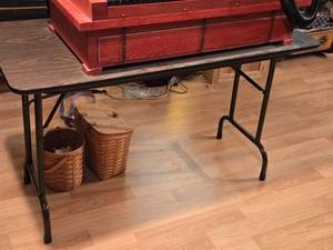 Wood Top  Metal Frame Folding Table 4
