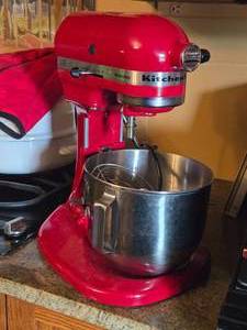 Kitchen Aid� Mixer with Mixer Blade Accessories and Carry Bag