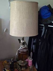 Americana Style Table Lamp with Brass American Eagle Figure 38