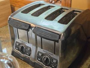 Hamilton Beach� 4-Wide Slice Toaster