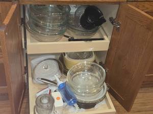 Lot of (1 Cupboard) Glass Bowls, Lids, Small Kitchen Appliances, Food Processor
