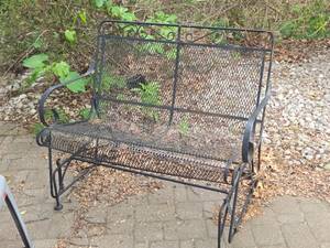 Glider Bench