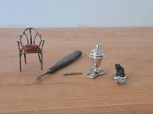 76.8-grams (total) Sterling Silver - Lot of (6) Miniatures and Manicure Instrument