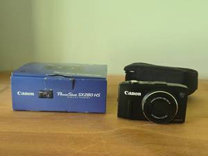 Canon Powershot SX280HS Digital Camera with Charger and Carry Case