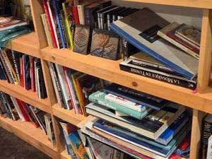 Lot of (3 Shelves) Books - Art, Collectibles, Sculpture, Pottery, Painting