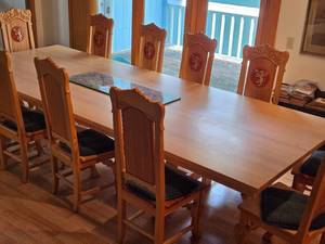 Handcarved Wood Dining Table and Highback Chairs (Lion Medallion) with Centerpiece