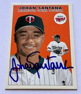 Johan Santana On-Card Auto  2000 Fleer Tradition #U43 Minnesota Twins Baseball Card