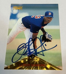 LaTroy Hawkins RC On-Card Auto 1996 Pinnacle #185 Rookie Minnesota Twins Baseball Card