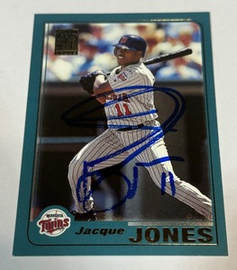 Jacque Jones On-Card Auto 2001 Topps #257 Minnesota Twins Baseball Card