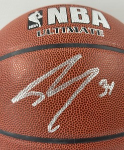 Shaquille O' Neal Autographed w/ PSA DNA COA Spalding NBA Ultimate Basketball