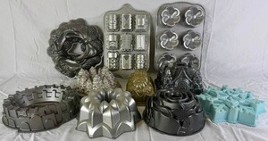 Nordic Ware Speciality Cake PansMolds - 10 pieces