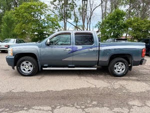 2008 CHEVROLET SILVERADO 1500 WORK TRUCK *1 Owner | 4x4* (NO RESERVE)