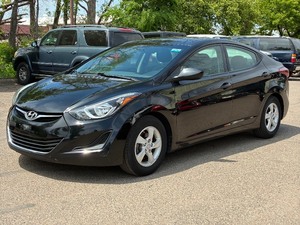 2015 HYUNDAI ELANTRA SE 92k Miles (NO RESERVE)