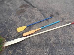 3 PaddlesOars