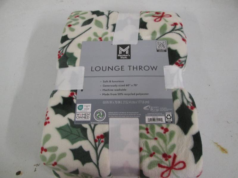 Plush lounge throw...