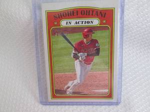 2021 Heritage Shohei Ohtani Card...