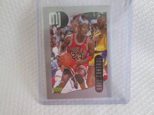 1998 Upper Deck Michael Jordan Stri...