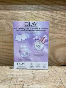 Olay- Super Glow Essentials Cleansing Kit