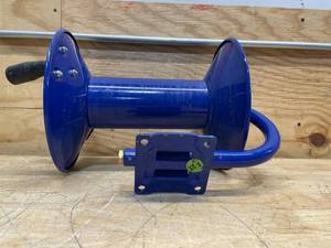 Powerhorse Pressure Washer Manual Hose Reel, Fits 100ft. x 38in. Hose (Leaks)