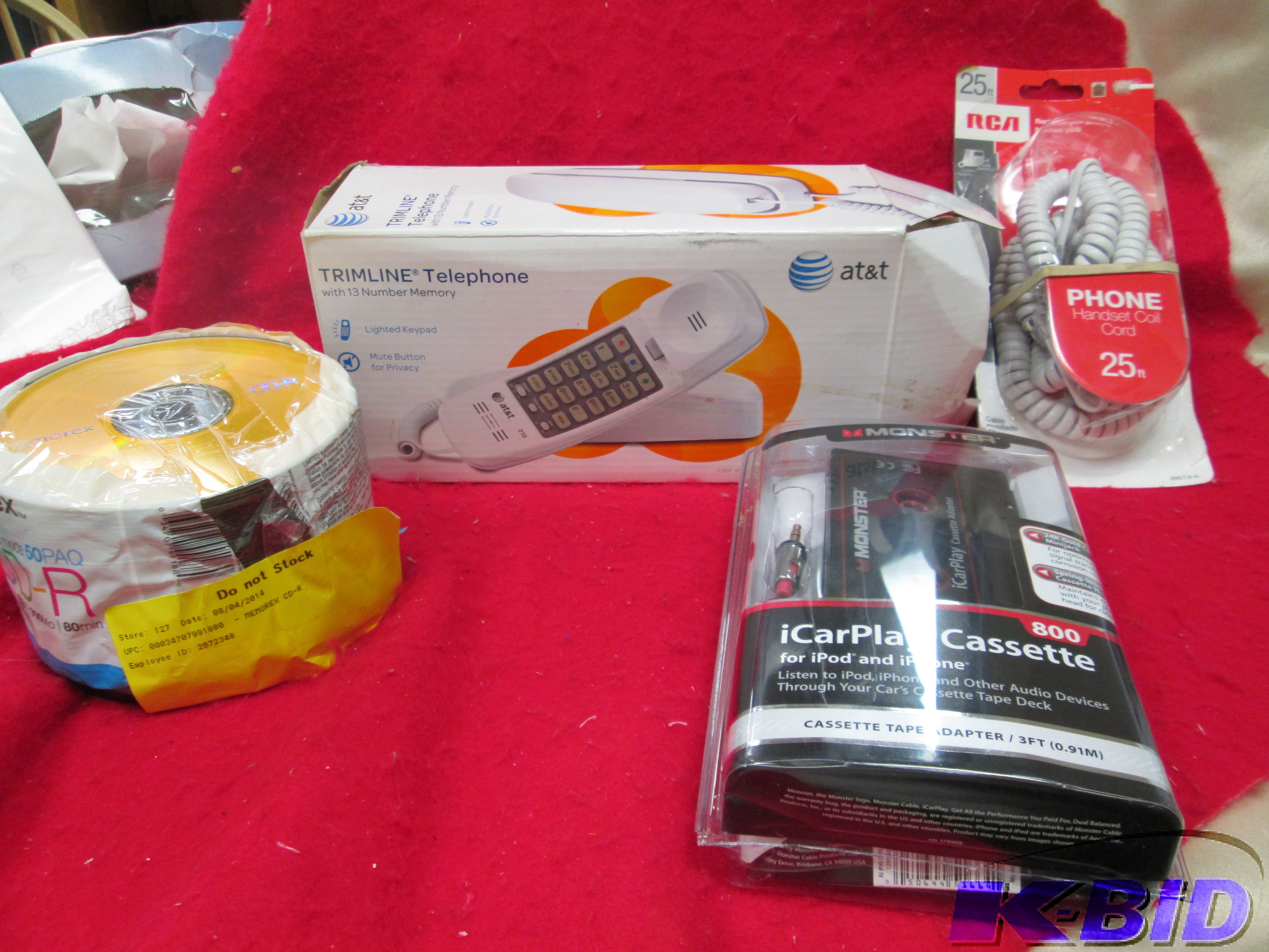 AT&T Trimline telephone with 13 num...