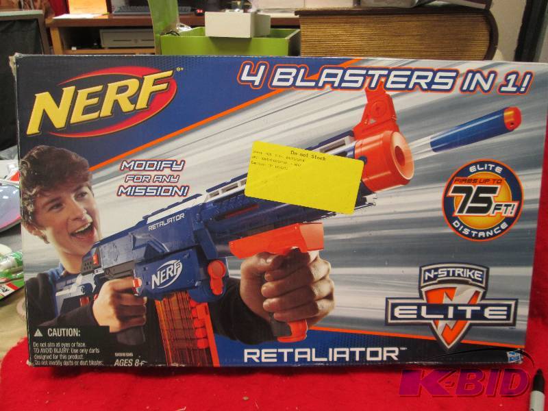 Nerf 4 Blasters in 1...