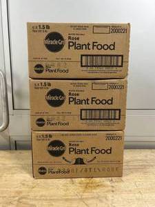 Miracle-Gro Powder Rose Plant Food 1.5 lb (lot of 18)