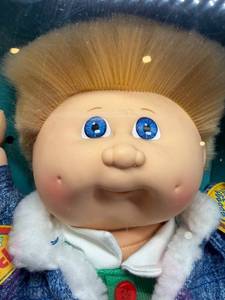 Cabbage Patch Doll - Designer Line - Coleco - Fuzzy - Blonde Hair - Blue Eyes - Boy - Dimple - MIB