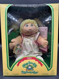 Cabbage Patch Kid - Coleco - 1985 - Braided Pigtails - Lemon Hair - Green Eyes - Dimples & Freckles - Girl - MIB