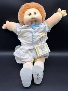 Cabbage Patch Kids - Softie - Shag - Wheat Hair - Brown Eyes - with Cap