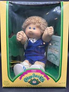 Cabbage Patch Kid - Coleco - 1985 - Loop - Wheat Hair - Blue Eyes - Boy - Dimples & Tooth - MIB